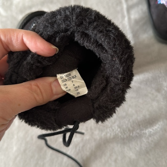 Sketchers light up fur ankle boots toddler - Picture 6 of 6